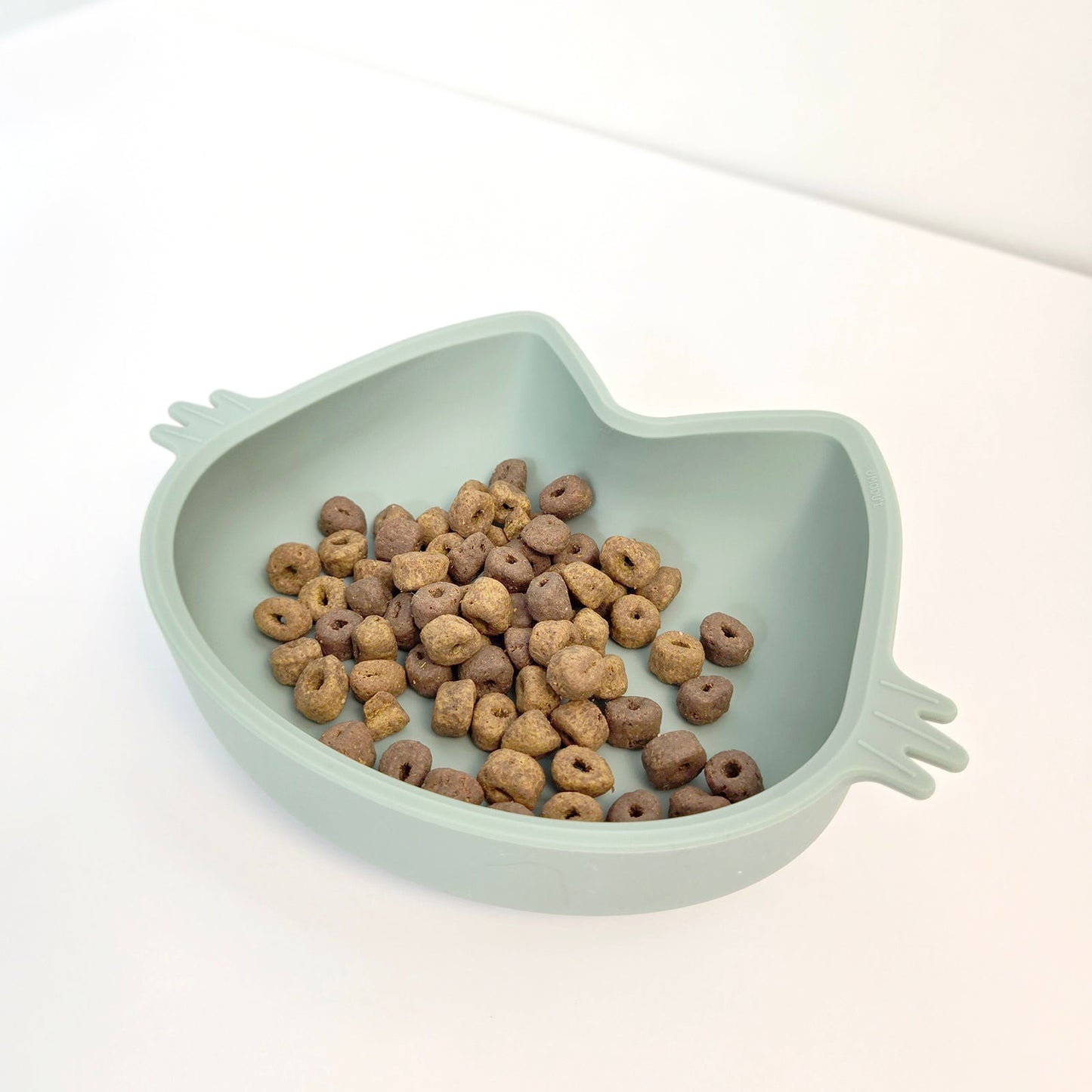 Platinum Silicone MoaCat Bowl . Pink